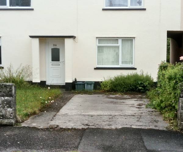 Parking on Plym Crescent, PL19