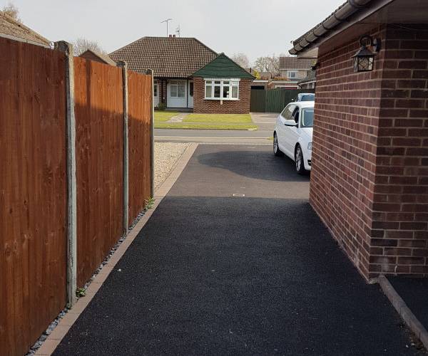 Paddock Heights, RG10