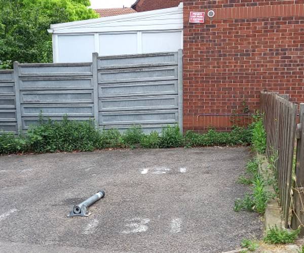 Parking space on Bunning Way, N7