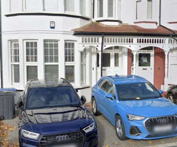 Parking on The Grove, N13