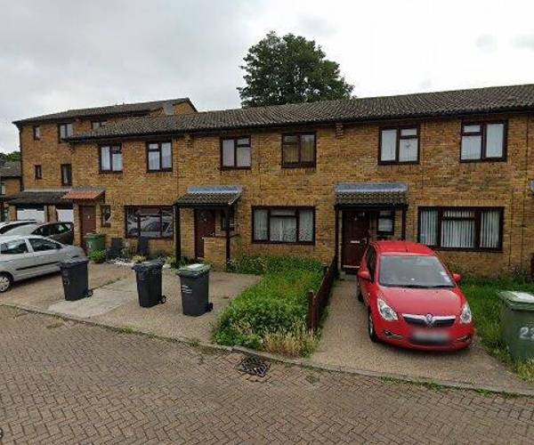 Parking on Melrose Close, SE12