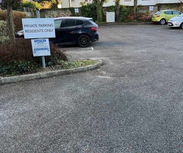 Parking on Lavender Crescent, AL3