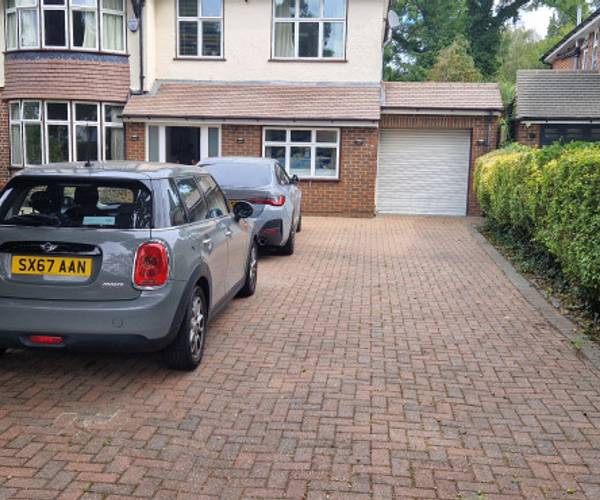 Parking on Swakeleys Drive, UB10
