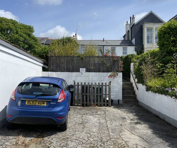 Parking on Pauls Terrace, TR1