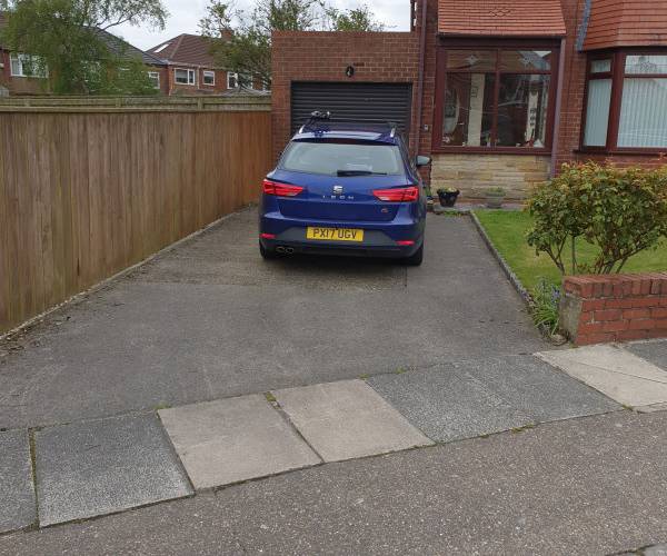 Parking on Saxton Grove, NE7