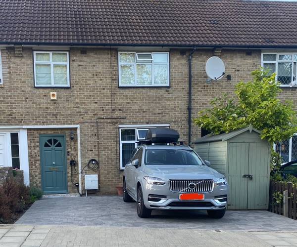 Parking on Westleigh Avenue, SW15