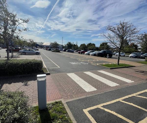 Caledonia Park Designer Outlet - Main Car Park