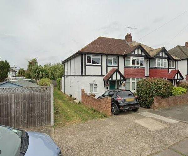 Parking on Rivermeads Avenue, TW2