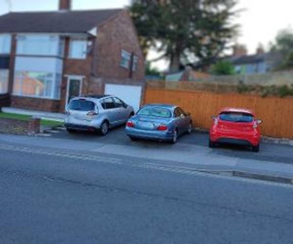Parking on Warwick Road, IP4