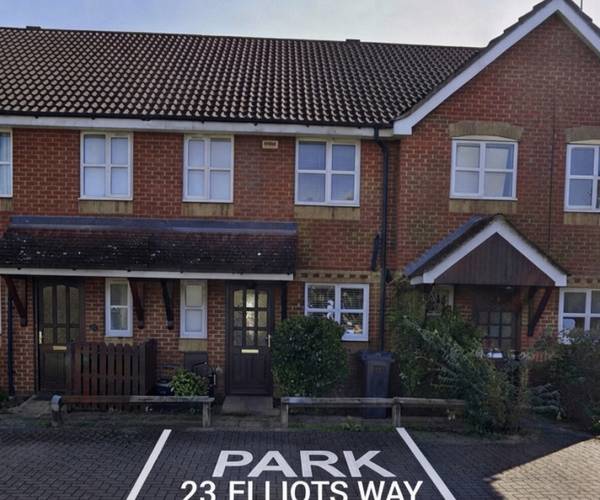 Elliots Way, RG4