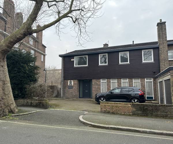 Parking on Manciple Street, SE1