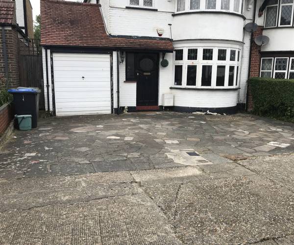 Parking on Derwent Gardens, HA9