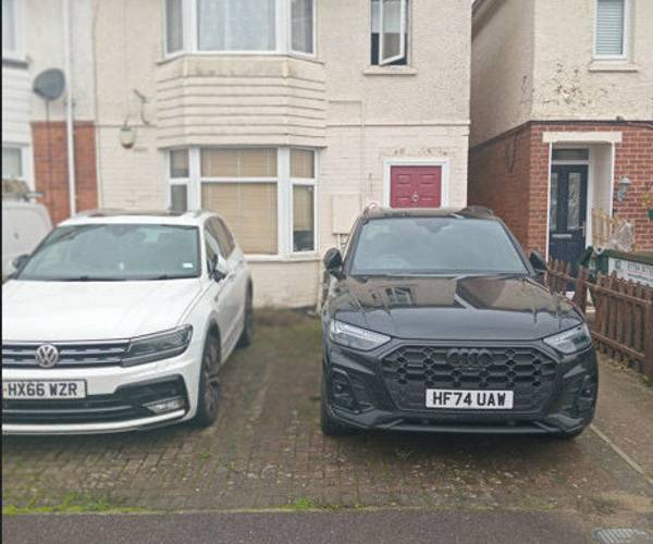 Parking on Doncaster road, SO50