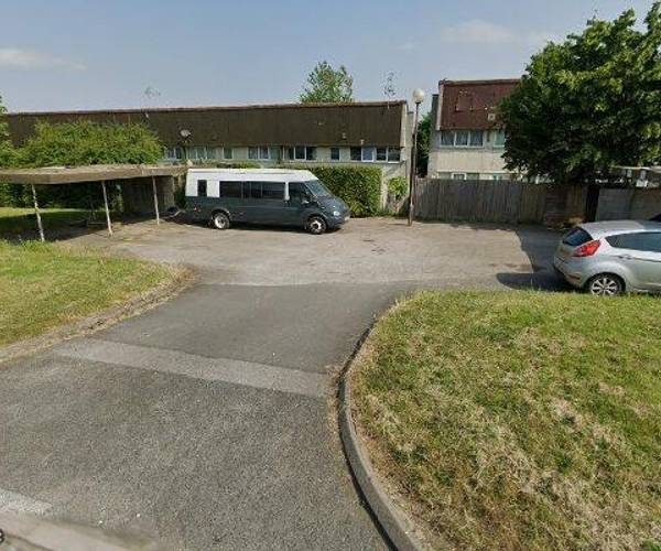 Parking on Kingsfold, MK13