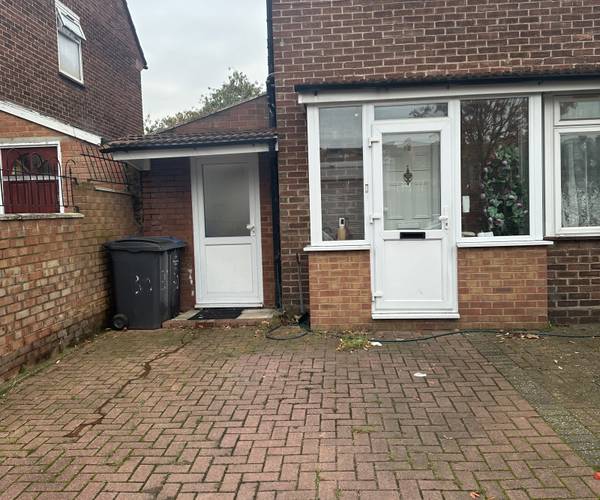 Parking on Conley Road, NW10