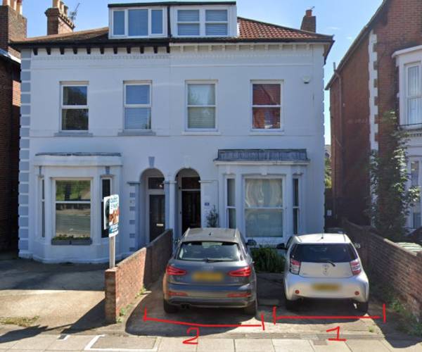Parking on Victoria Road South, PO5