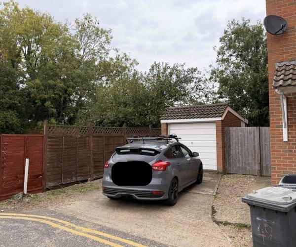Parking on Albert Road, TN9
