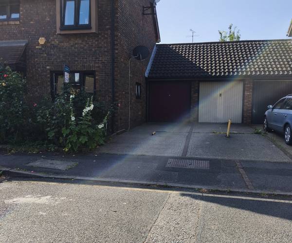 Parking on Allendale Close, SE5
