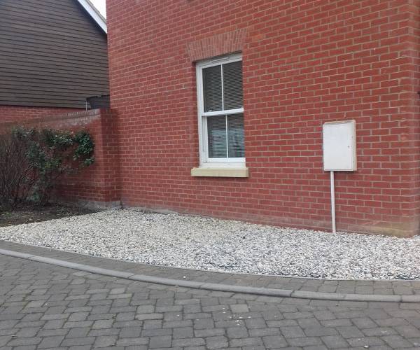 Parking on Embry Drive, PE19