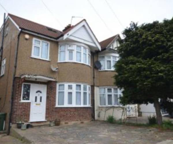 Parking on Grange Avenue, HA7