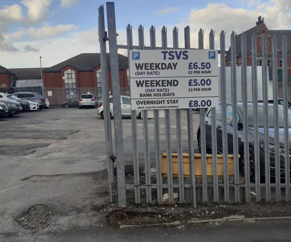 Parking on Bridge Street, LS2