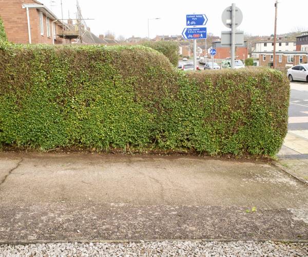 Burnthouse Lane, EX2