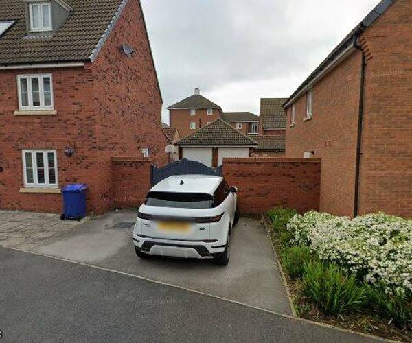 Parking on Windermere Drive, DN4