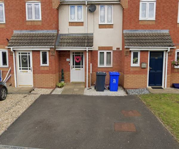 Bramling Cross Road, DE14