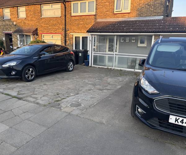 Eastwoodbury Crescent, SS2