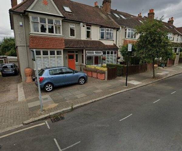 Parking on Hebdon Road, SW17