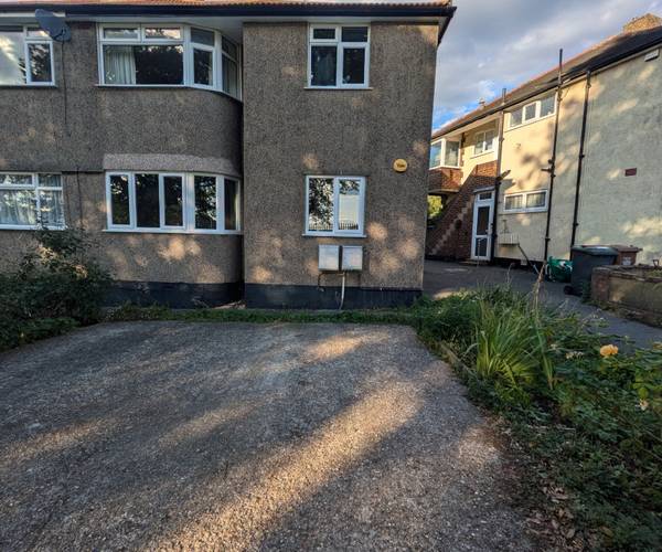 Meadowview Road, SE6