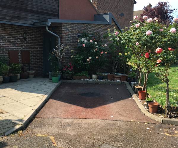 Parking on Sakura Drive, N22