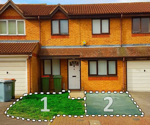 Parking on Tom Nolan Close, E15