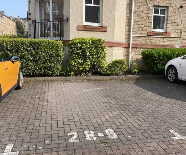 Parking on Sinclair Place, EH11