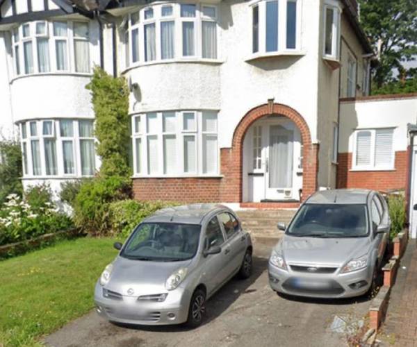 Tenterden Drive, NW4