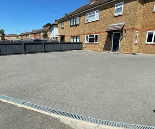 Parking on Waytemore Road, CM23