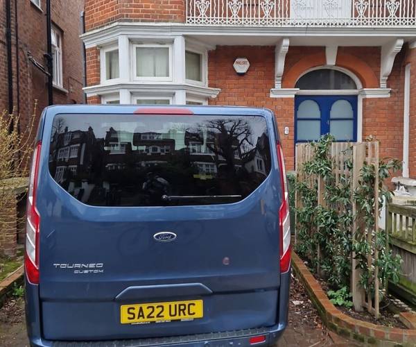 Private off street parking near West Hampstead tub