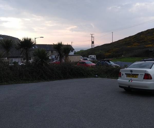 Trekye Cove, Sandy road, TR4
