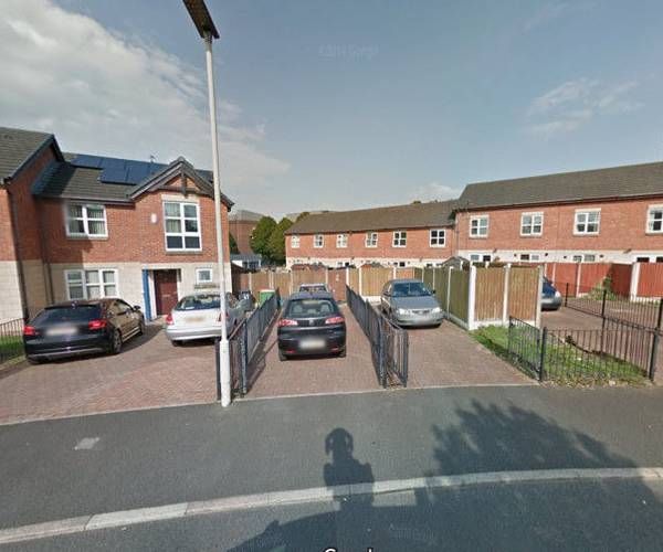 Parking on Bow Lane, PR1