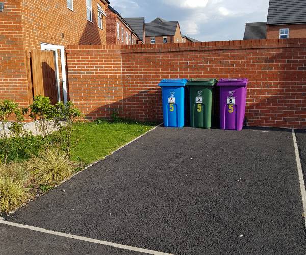 Easby Road, L4