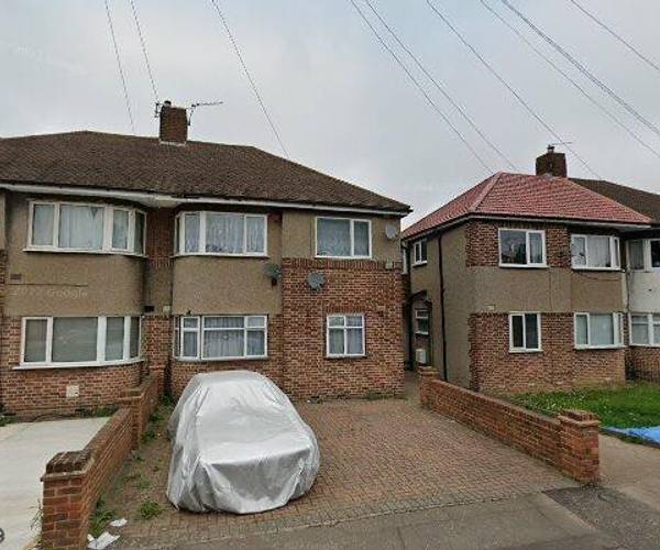 Redfern Avenue, TW4