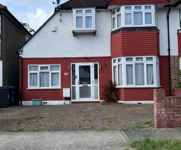 Parking on Orme Road, KT1
