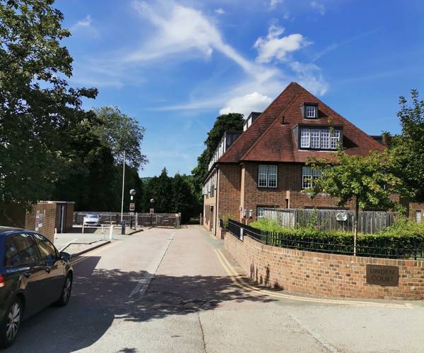 Parking on Lesbourne Road, RH2