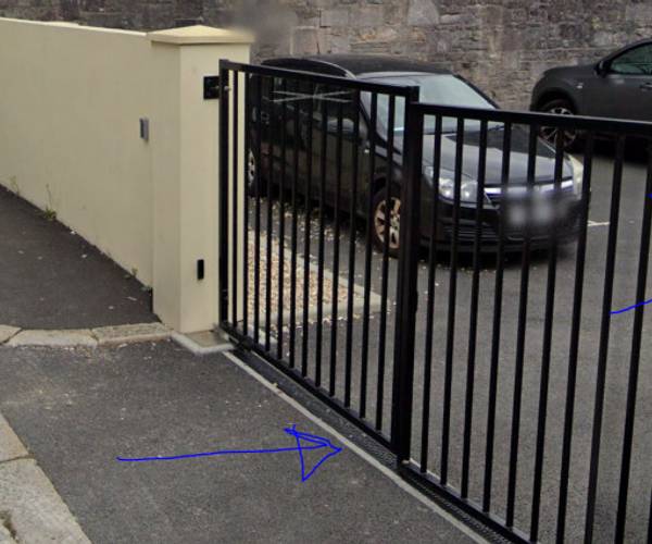 Parking on Chapel Street, PL1