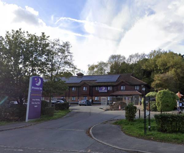 Premier Inn Chessington Car Park Prebook