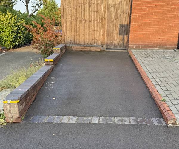 Parking on Church Lane, B6
