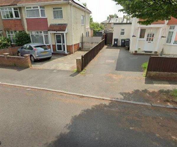 Parking on Claremont Avenue, BH9