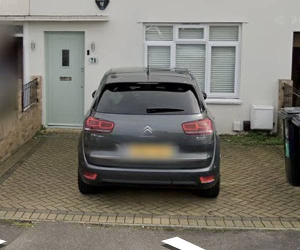 Parking on Barrington Road, IG10