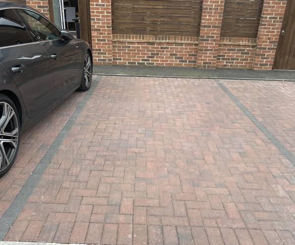Parking on Kersal Wood Avenue, M7