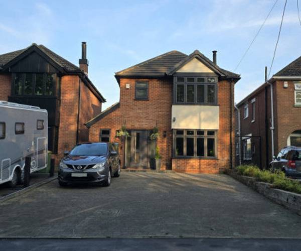 Parking on Weston Lane, SO19